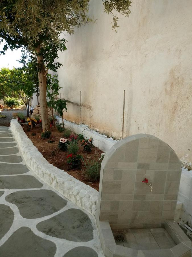 Hotel Poulakis Скала Экстерьер фото